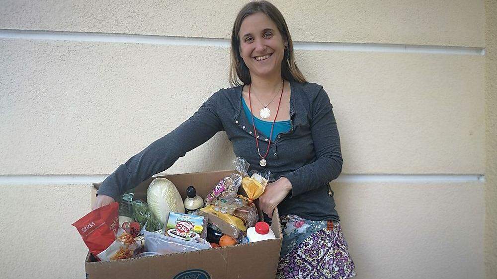 Julia Petschnig organisiert mit dem Verein &quot;Together&quot; Gratis-Lebensmittel für Menschen, die Unterstützung dringend brauchen