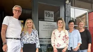 Herbert Becvar mit Gattin Elfriede Becvar-Hainfellner und seinem Team in Neuberg an der Mürz