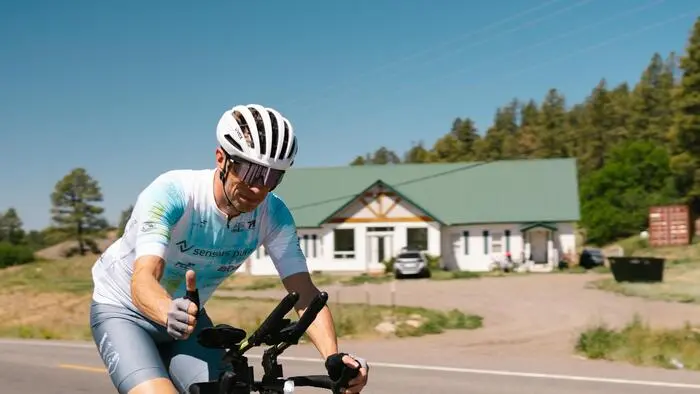 Ultra-Radrennfahrer Thomas Mauerhofer tourt mit Motivationsvortrag durch den Bezirk Weiz