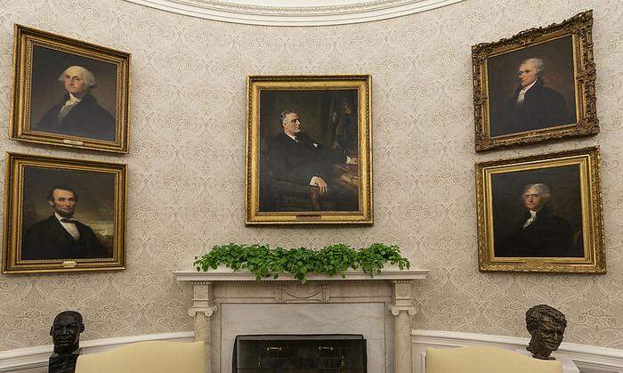 Neue Bildergalerie im Oval Office