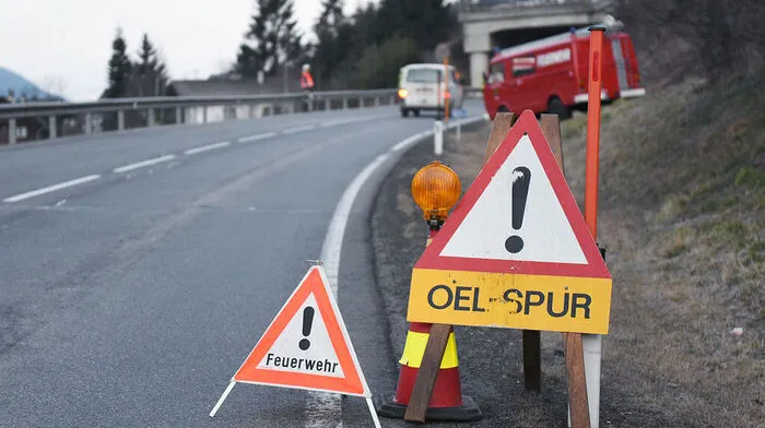 Im Gemeindegebiet Anras kam es zu einem massiven Ölaustritt