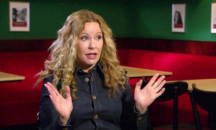 Auch TV-Moderatorin Katja Burkhard plädiert für ein Umdenken im Blick auf die Menopause