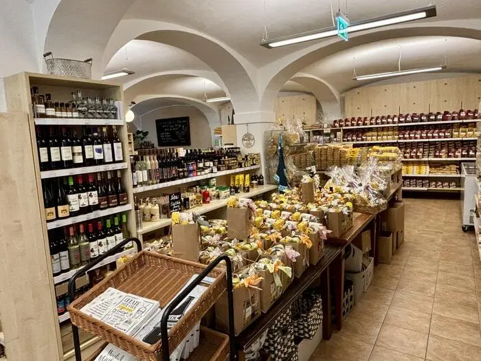 Mit der Verlegung des Direktverkaufs in die jetzigen Räumlichkeiten begann die Geschichte des Marktcafés
