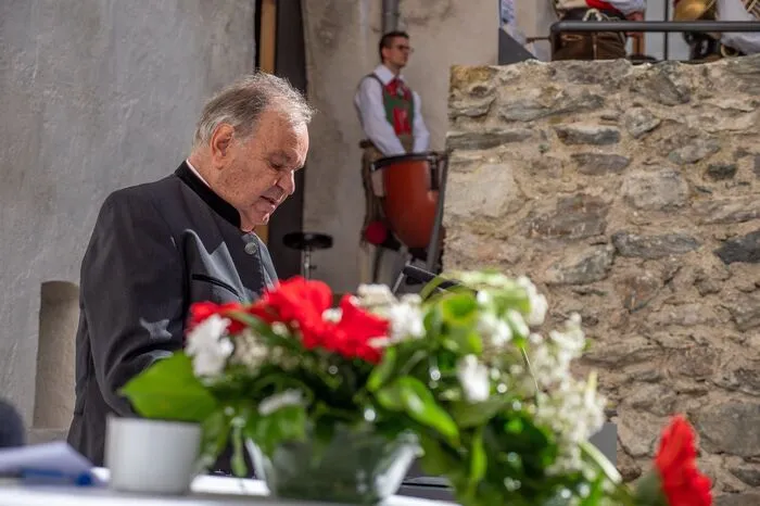 Museumsverein-Obmann Josef Steinringer sprach seinen Dank aus