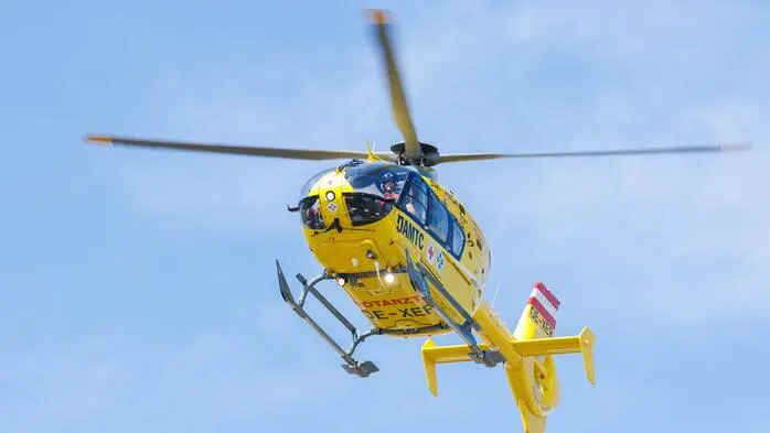 Der Rettungshubschrauber C14 flog die schwer verletzte Neunjährige nach dem Unfall in Schöder ins Klinikum Klagenfurt