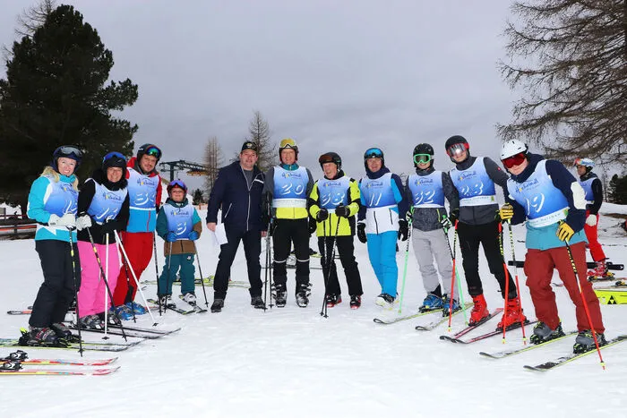 Der "Sportverein Zammelsberg" veranstaltete die "Weitensfelder Marktskimeisterschaft" mit Stefan Sick, Harald Walcher und Petra Walcher, sowie Stefan Walcher, Roland Stromberger, für die Zeitnehmung waren Lukas Sumann und Elias Trampitsch zuständig.Und auch Bürgermeister Franz Sabitzer ist mitgefahren!