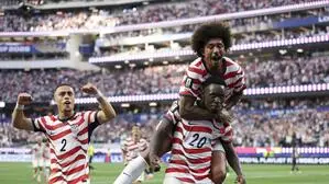 Folarin Balogun und seine Teamkollegen jubelten vor über 70.000 Fans in Los Angeles