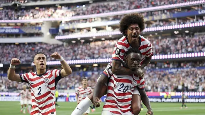 Folarin Balogun und seine Teamkollegen jubelten vor über 70.000 Fans in Los Angeles