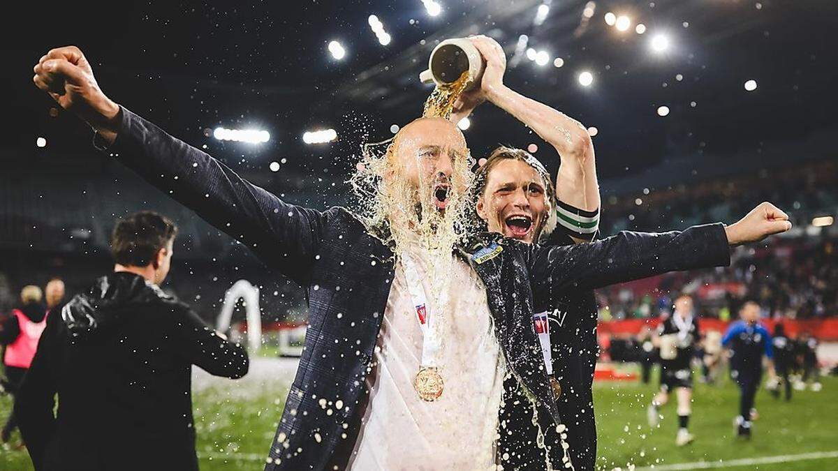 Stefan Hierländer und Christian Ilzer feierten den Cup-Titel ausgelassen