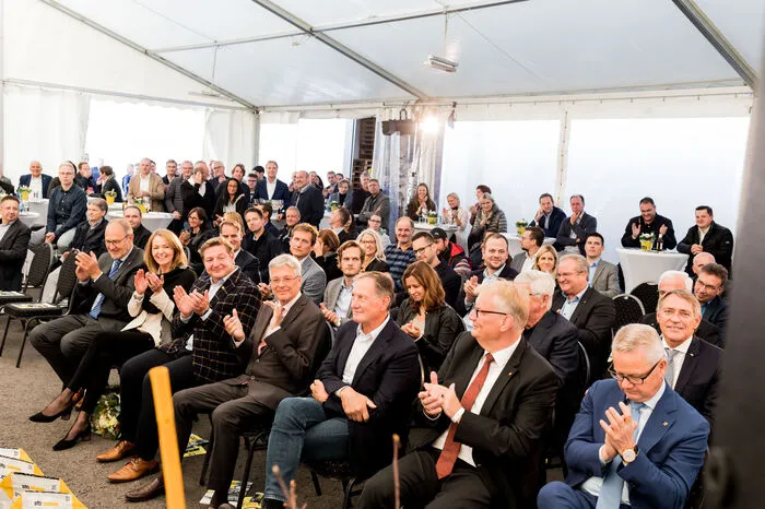 Eröffnung der neuen Fabrik von Sto in Villach - klicken Sie sich bitte durch die Bilder.