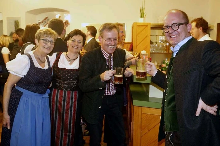 Das sollte sowohl das Motto als auch die Motivation des sechsten Ilzer Gemeindeballes sein.