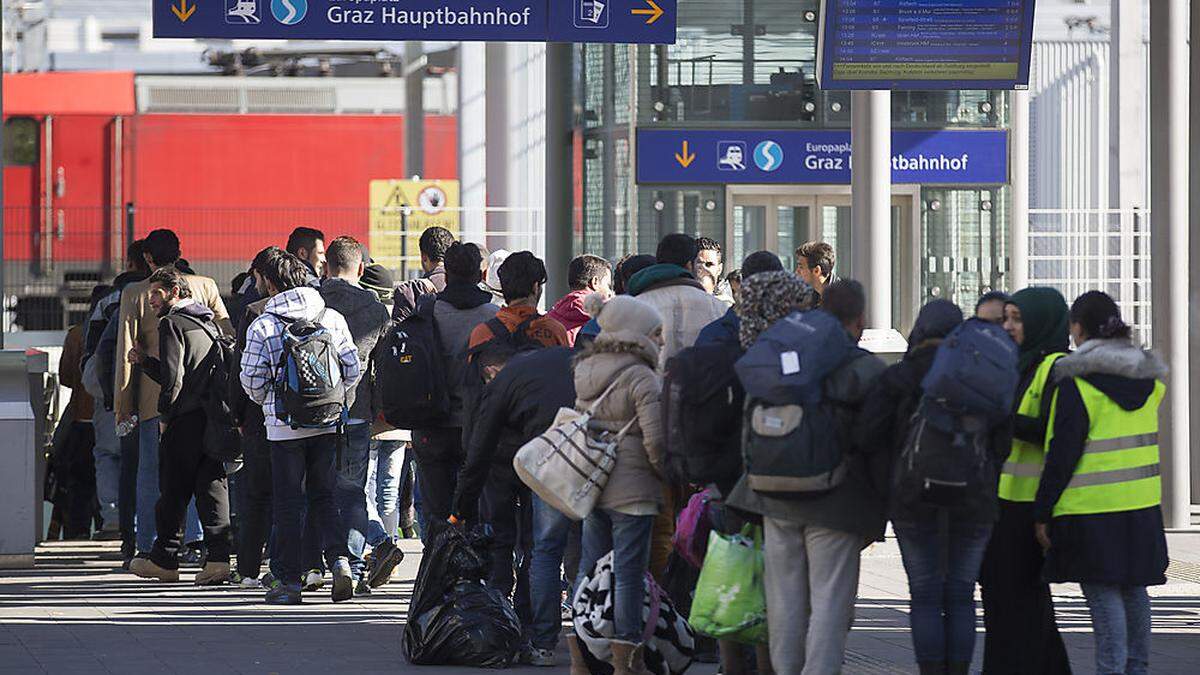 Graz-Hauptbahnhof, 24. 10.2015: Vom damaligen Flüchtlingsstrom ist in der Steiermark wenig geblieben, die Zahlen sind spürbar gesunken