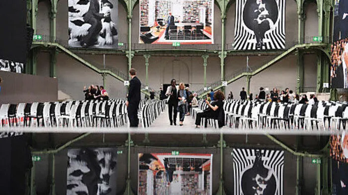 Zahlreiche Gäste kamen zur Gedenkfeier "Karl for Ever" um den deutschen Designer zu ehren