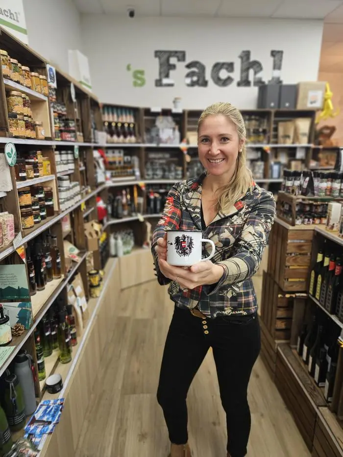 Mit Nikki Grün zieht das Mietregalkonzept „’s Fachl“ ins Atrio Villach ein