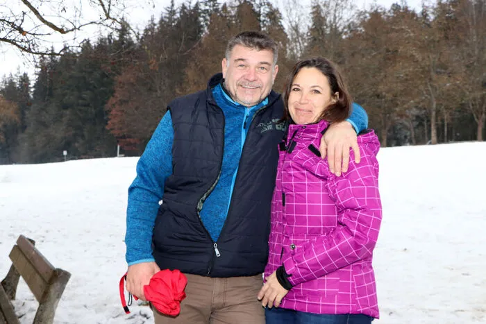 Zum ersten Mal war Heribert Liendl (Vertriebsleiter) mit Frau Ingrid und den 10-jährigen Zwillingen Jakob und David beim Eislaufen.  