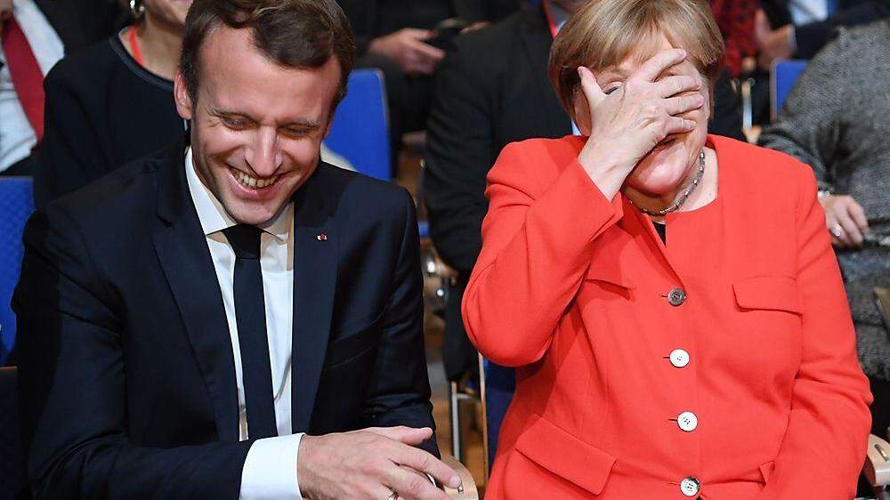Hatten bei der Buchmesse-Eröffnung viel Spaß miteinander: Emmanuel Macron und Angela Merkel