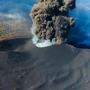 Die Lava hat seit Beginn des Ausbruchs nach amtlichen Angaben mehr als 1.000 Gebäude zerstört