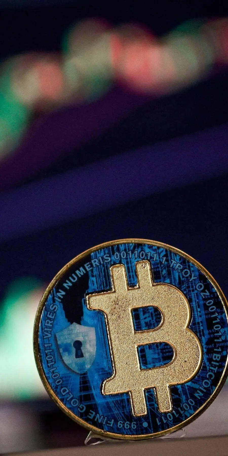 Wann endet Rekordjagd?: Neues Allzeithoch: Bitcoin knackt die Schwelle von  100.000 US-Dollar
