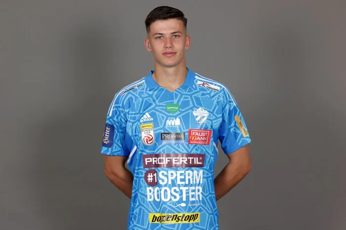Rückennummer: 44 Position: Torwart Alter: 20