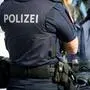 Bei einer Polizeikontrolle fiel auf, dass die jungen Erwachsenen falsche Ausweise dabei hatten