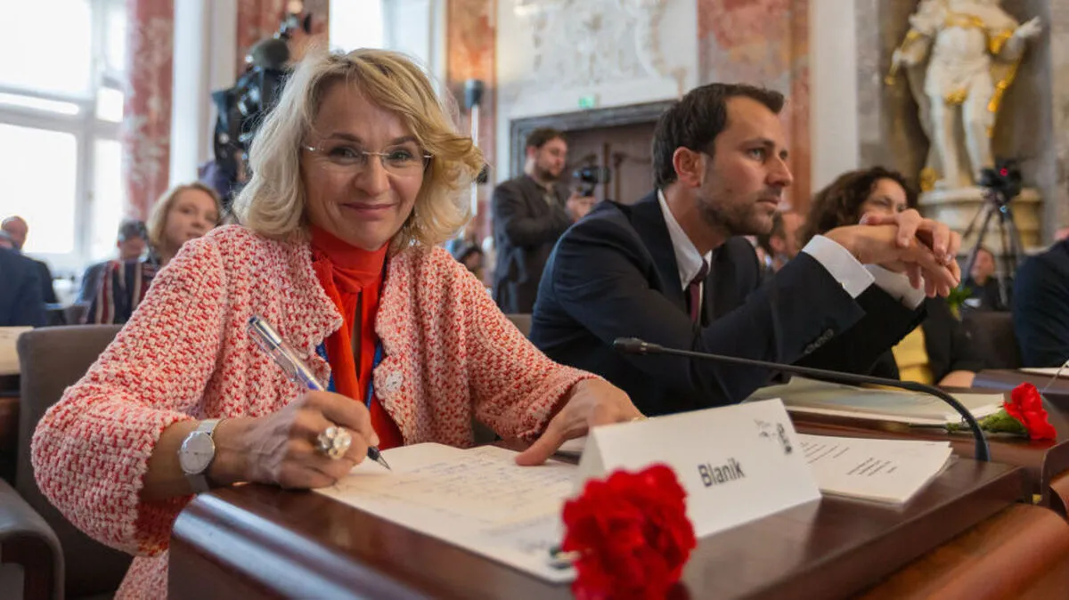 Elisabeth Blanik neben ihrem Stellvertreter in der SPÖ-Landespartei Georg Dornauer jun. 