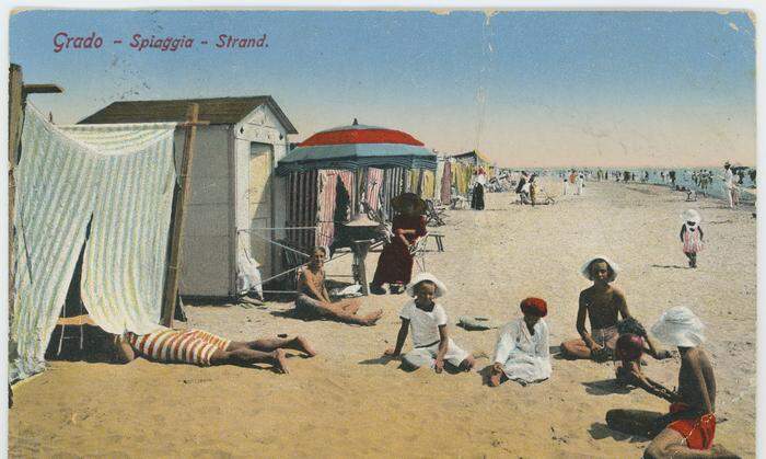 Am Strand, Ansichtskarte, um 1910 