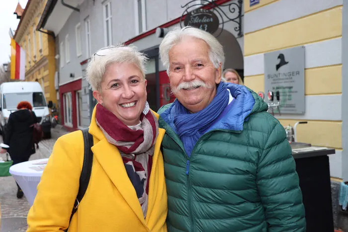 Die WKO-Bezirksvorsteherin der Frau in der Wirtschaft Nicole Mayer und "Rollets-Urgestein" Reinfried "Freddy" Bein.
