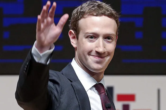 Mit dem Börsegang von Facebook wurde auch Facebook-Gründer Mark Zuckerberg (32) zum Dollar-Milliardär. Denn der Börsewert der Firmenbeteiligungen ist ein wichtiges Kriterium in dem Ranking. Und so kommt Zuckerberg auf ein Vermögen von 56 Milliarden US-Dollar.
