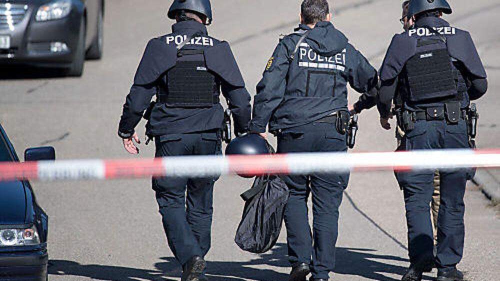 Polizei am Tatort in Villingendorf
