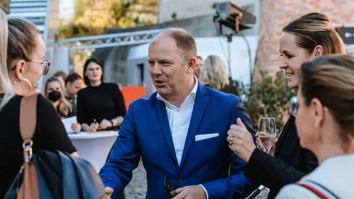 Kulturmanager Bernhard Rinner (Geschäftsführer der Bühnen Graz) moderierte durch den Abend