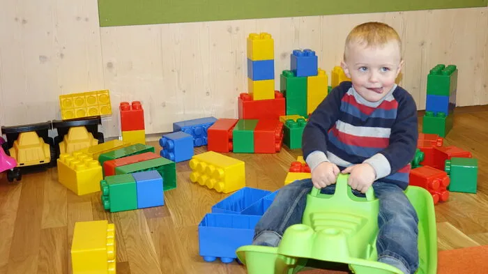 Die erste Kinderkrippe im Liesingtal wurde Freitag Mittag offiziell in Mautern eröffnet. Der Holzbau ist ein Zubau zur Volksschule, mitten im Ort. Gast war Familienministerin Juliane Bogner-Strauß.