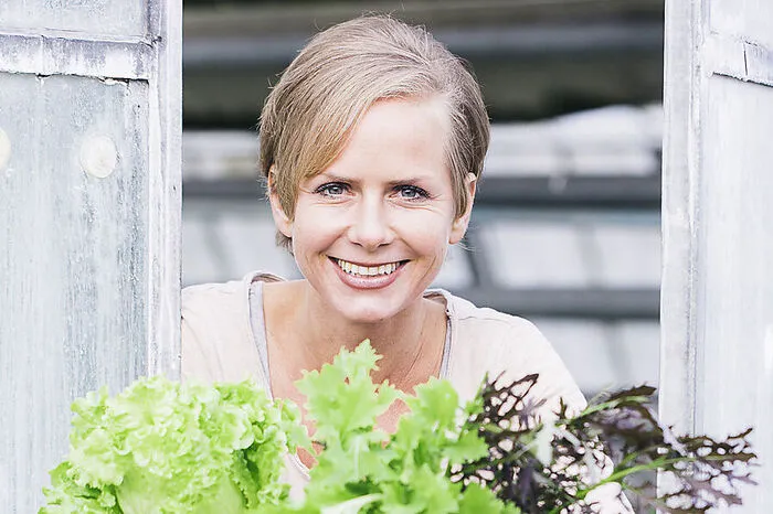 Angelika Ertl-Marko ist den Fernsehzuschauern als ORF-Gärtnerin ein Begriff. Inzwischen blüht sie auch als Bestsellerautorin und Reiseveranstalterin auf. Hier gehts es zur Abstimmung. Nur noch bis zum 31. Dezember.