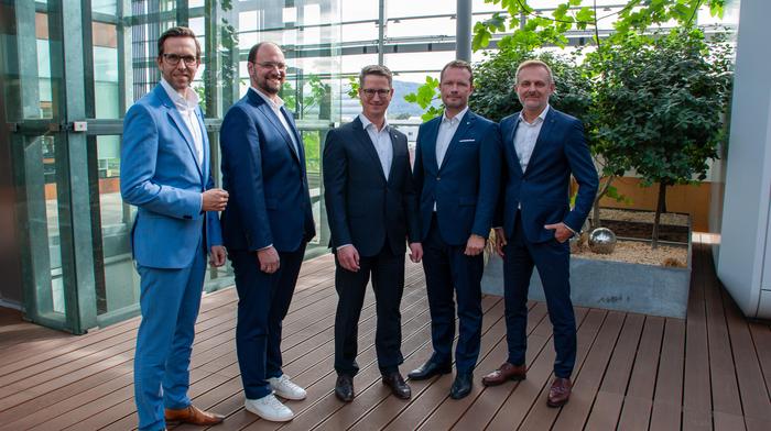 Christoph Knogler, CEO Keba Group AG, Gerhard Weidinger CTO Keba Energy Automation GmbH, Jens Winkler, früherer Geschäftsführer EnerCharge GmbH, Stefan Richter, CEO Keba Energy Automation GmbH, Andreas Schoberleitner, CFO Keba Group AG