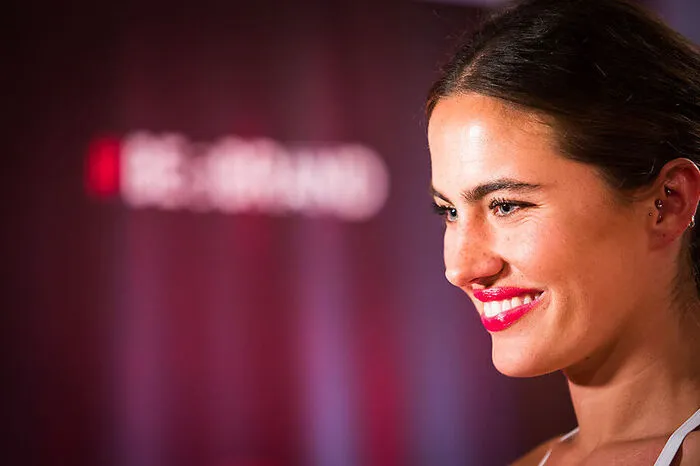 30 fesche Männer und Frauen zeigten sich beim Auftakt von „Austrias Next Topmodel“ von ihrer Schokoladenseite, darunter zwei Kärntnerinnen. Weitergekommen ist allerdings nur eine: Sanda aus Keutschach. Die 23-Jährige freut sich auf eine coole Zeit. Modelerfahrungen bringt sie als „Miss World 2013“-Teilnehmerin reichlich mit. Ihr Traum: Für Victoria’s Secret zu modeln. Donnerstags, 20.15 Uhr, ATV