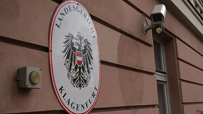 Prozess: Pflegerin bereicherte sich um 61.000 Euro