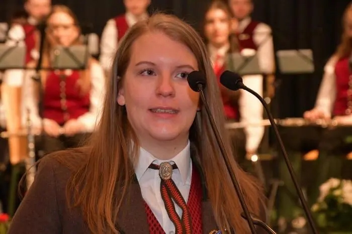 Jugendreferentin Eva Maria Fleischhacker aus Murau berichtete über Leistungsabzeichenprüfungen: 61 Junior-Abzeichen, 48 in Bronze, 33 in Silber und sechs in Gold wurden abgelegt.
