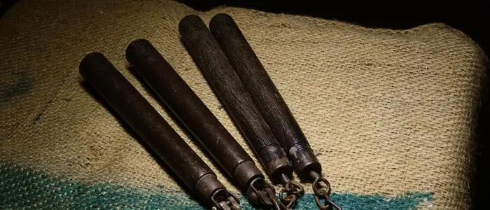 Der Angeklagte hatte unter anderem einen Nunchaku-Stab bei sich