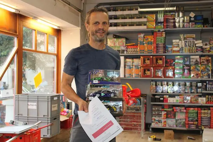 Gerhard Nitzlnader in der Spielzeugwelt Rieger-Puchebner in Weiz