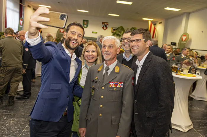 Klicken Sie sich durch die Fotos!