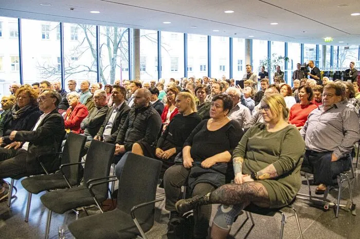 Rund 100 Interessierte kamen ins Kunsthaus Weiz