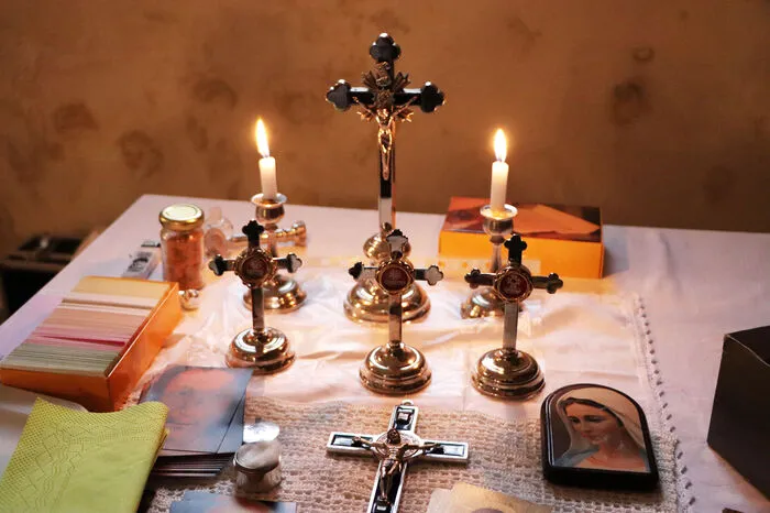 Medjugorje und sein Phänomen lockt seit 1981 Millionen von Besuchern an. Viele der Pilger berichten über ihre Erlebnisse in Medjugorje.