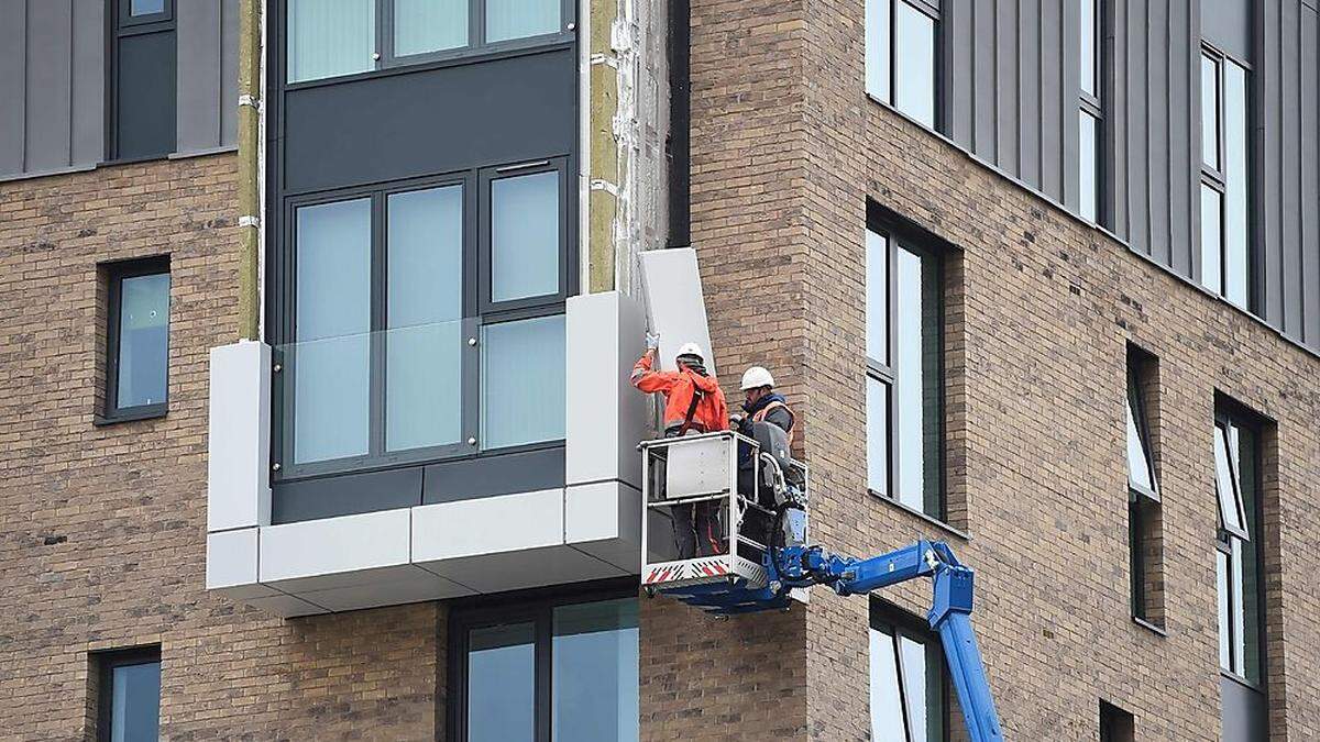 Die Untersuchungen der Hochhäuser gehen weiter