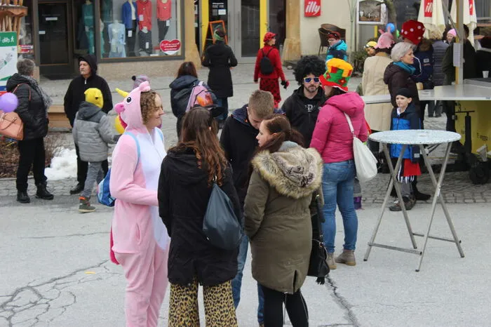 Viele Faschingsliebhaber besuchten die Hartberger Innenstadt.