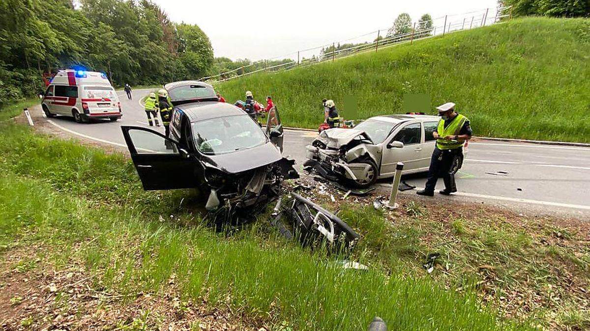 An beiden an dem Unfall beteiligten entstand Totalschaden