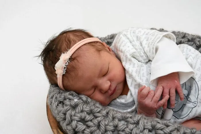 Seit 18. Juni um 9.51 Uhr bereichert die entzückende Sophia (2902 g, 50,5 cm) das Leben von Mama Carina und Papa Philipp Koffler. Ihre ersten Schritte wird sie in Finkenstein machen.