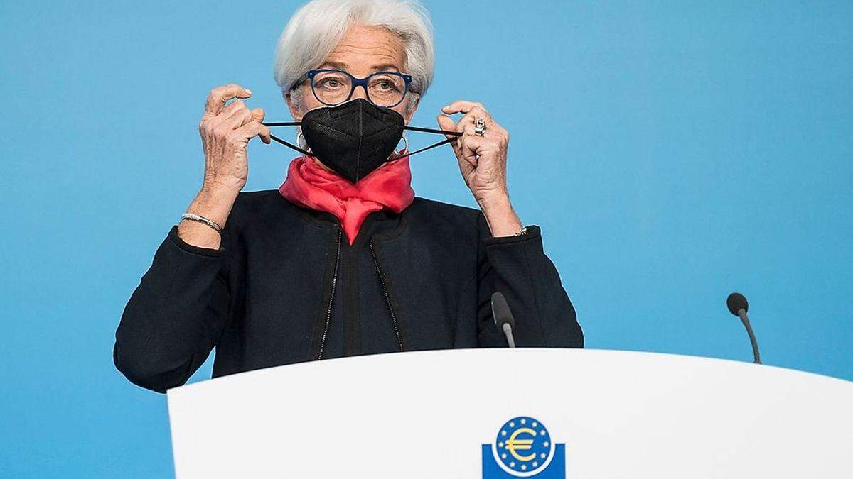 EZB-Präsidentin Christine Lagarde hatte zum Zeitpunkt der Zinssitzung gerade eine Corona-Erkrankung (Archivbild)