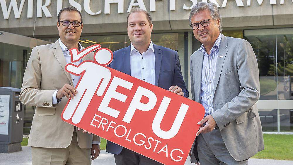 Bieten breites Info-Angebot am EPU-Tag: Christoph Ludwig, Burkhard Neuper, Karl-Heinz Dernoscheg (v.l.) 