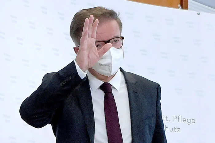 "Ich bin überarbeitet und ausgepowert." Gesundheitsminister Rudolf Anschober (Grüne) kann nicht mehr.