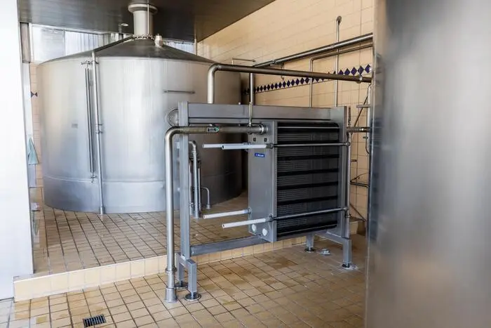 Slow Brewing geht über die Kontrolle der Bierqualität hinaus und bewertet auch die Brauerei. Es werden ausschließlich Unternehmen zertifiziert, die in allen Bereichen ihrer Wertschöpfungskette fair und bewusst agieren.