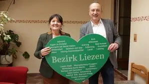 Landeshauptmann-Stellvertreterin Manuela Khom besuchte den Bezirk Liezen und dessen VP-Obmann Armin Forstner 